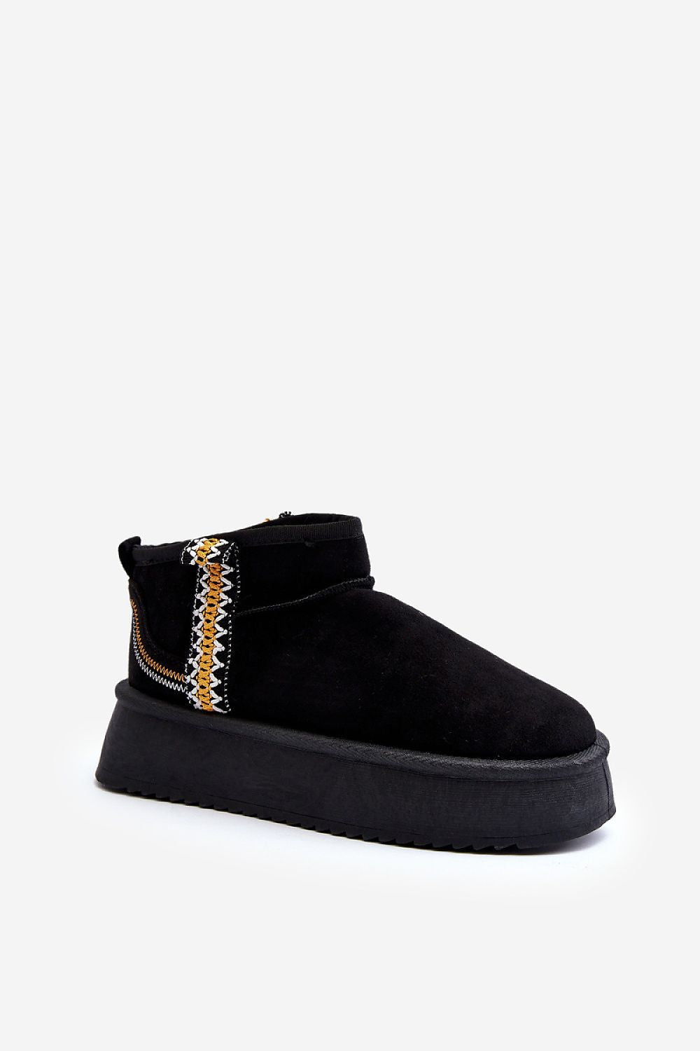 Aztec Warm Platform Snow Boots in Black – Standalone View