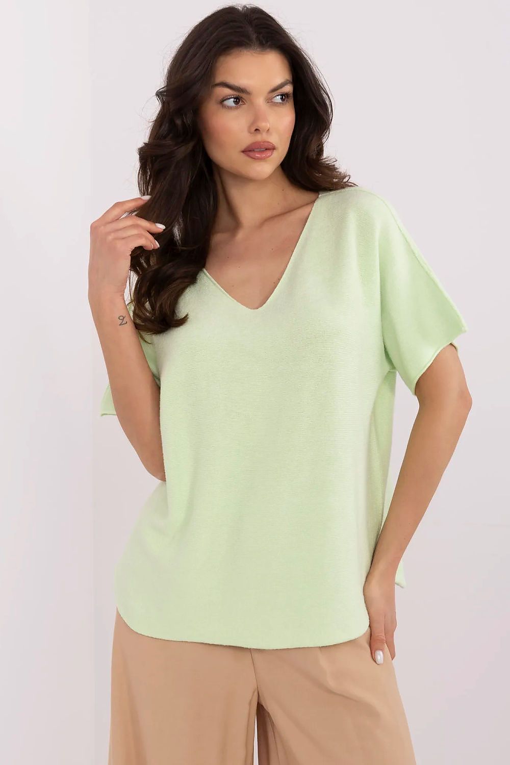 Short sleeve sweater model 211456 Italy Moda