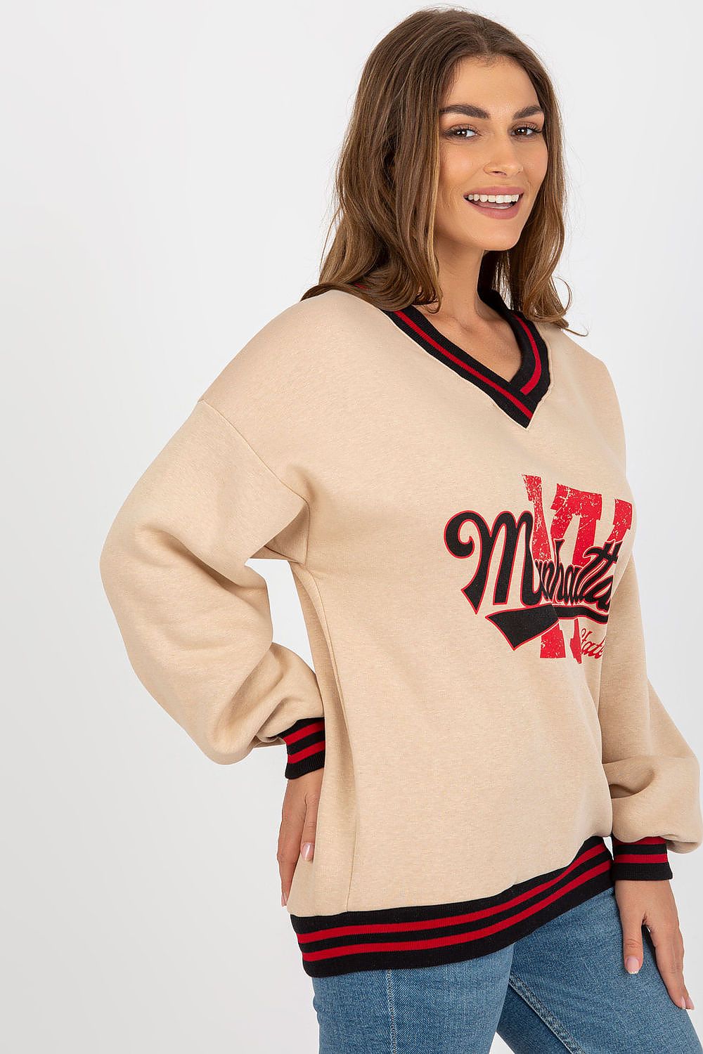 “Contrast Vibe Sweatshirt in Beige, side view”