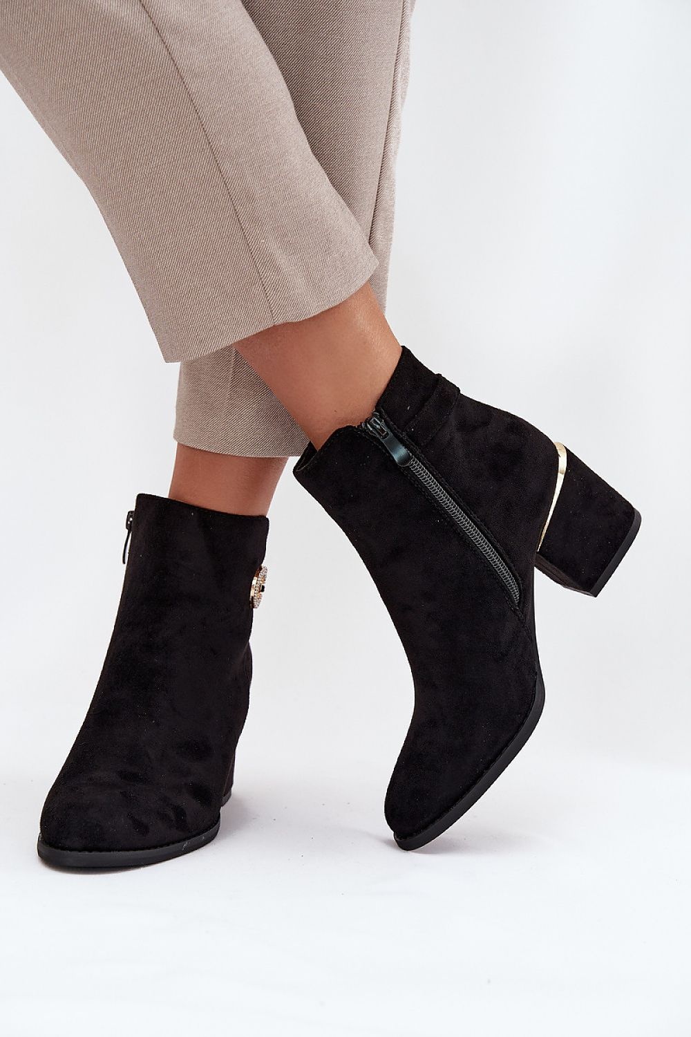 Warm fleece-lined faux suede ankle boots with zipper closure – side view style