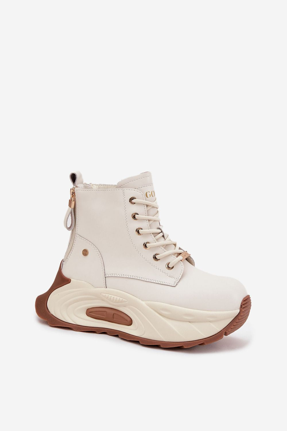 GOE women’s ankle boots made of real leather – back view showing double zippers.