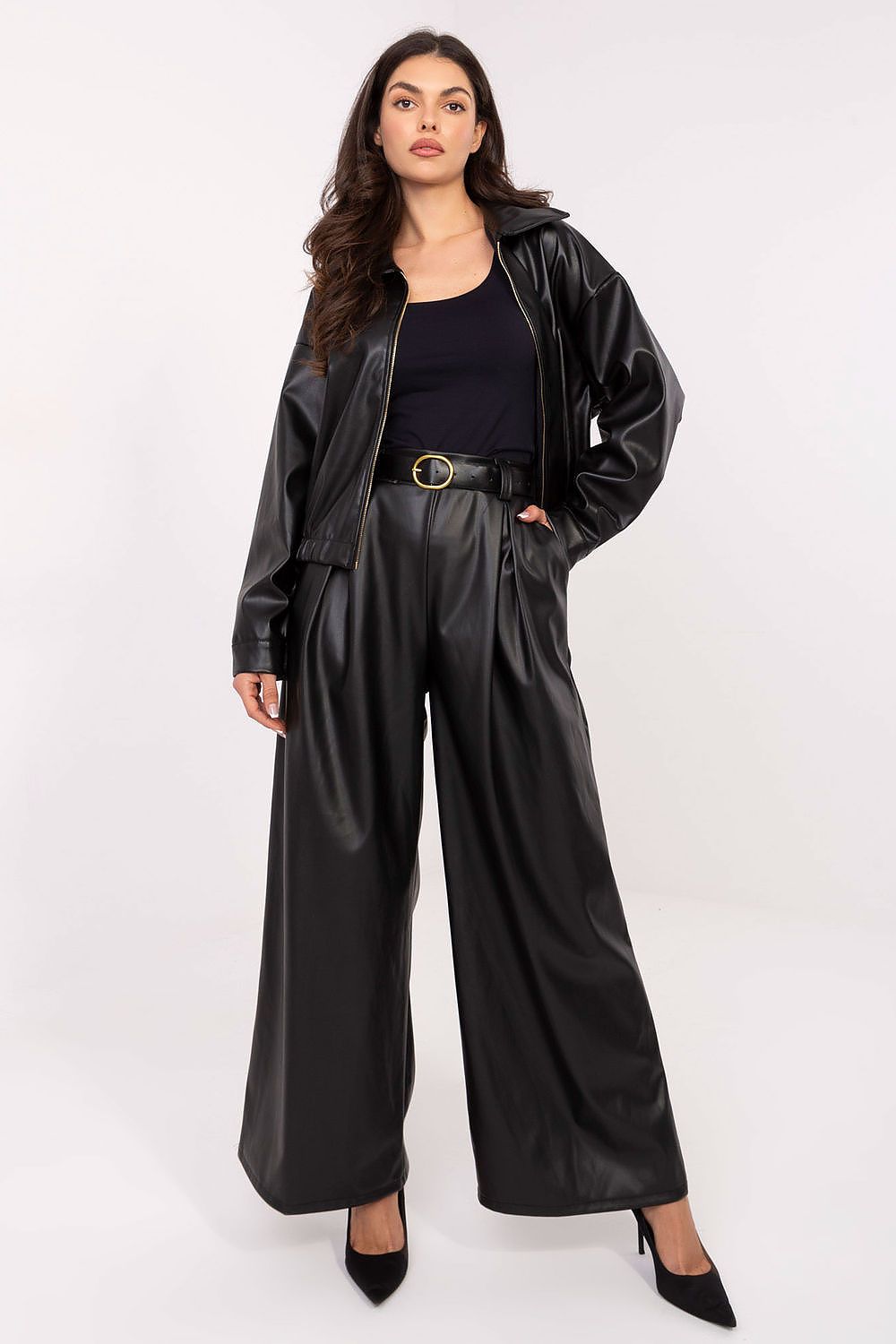 Women’s high-waisted eco-leather palazzo pants with belt in black