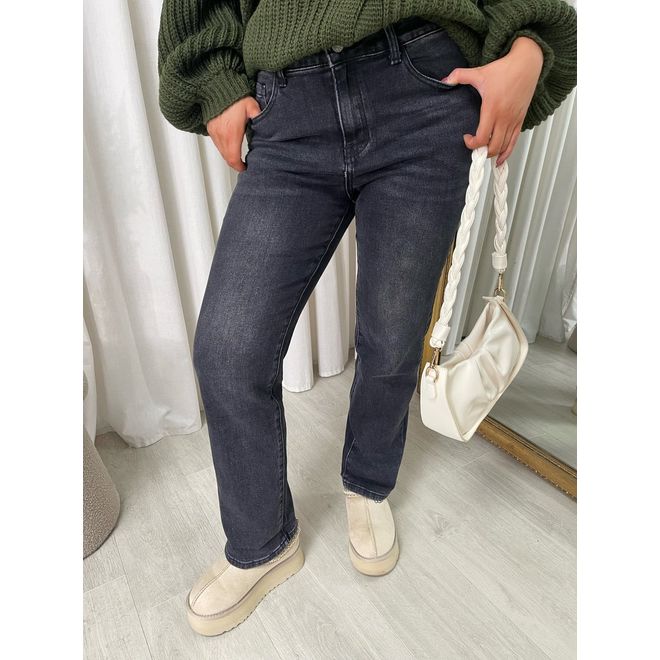 Straight Leg High Waist Jeans