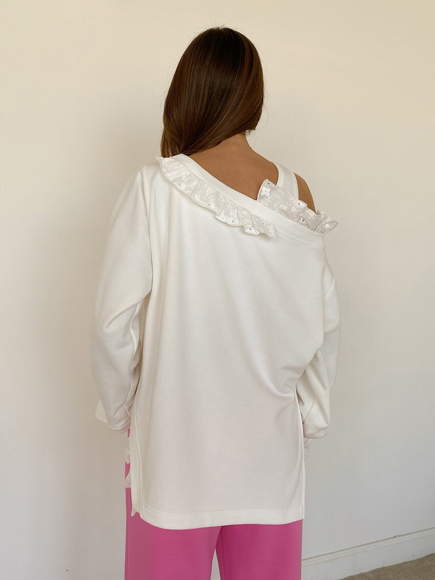 Asymmetrical Long-Sleeve T/Shirt With Lace