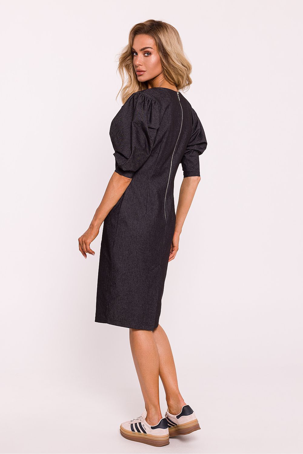 grey fitted knee length dress with puff shoulder sleeves 