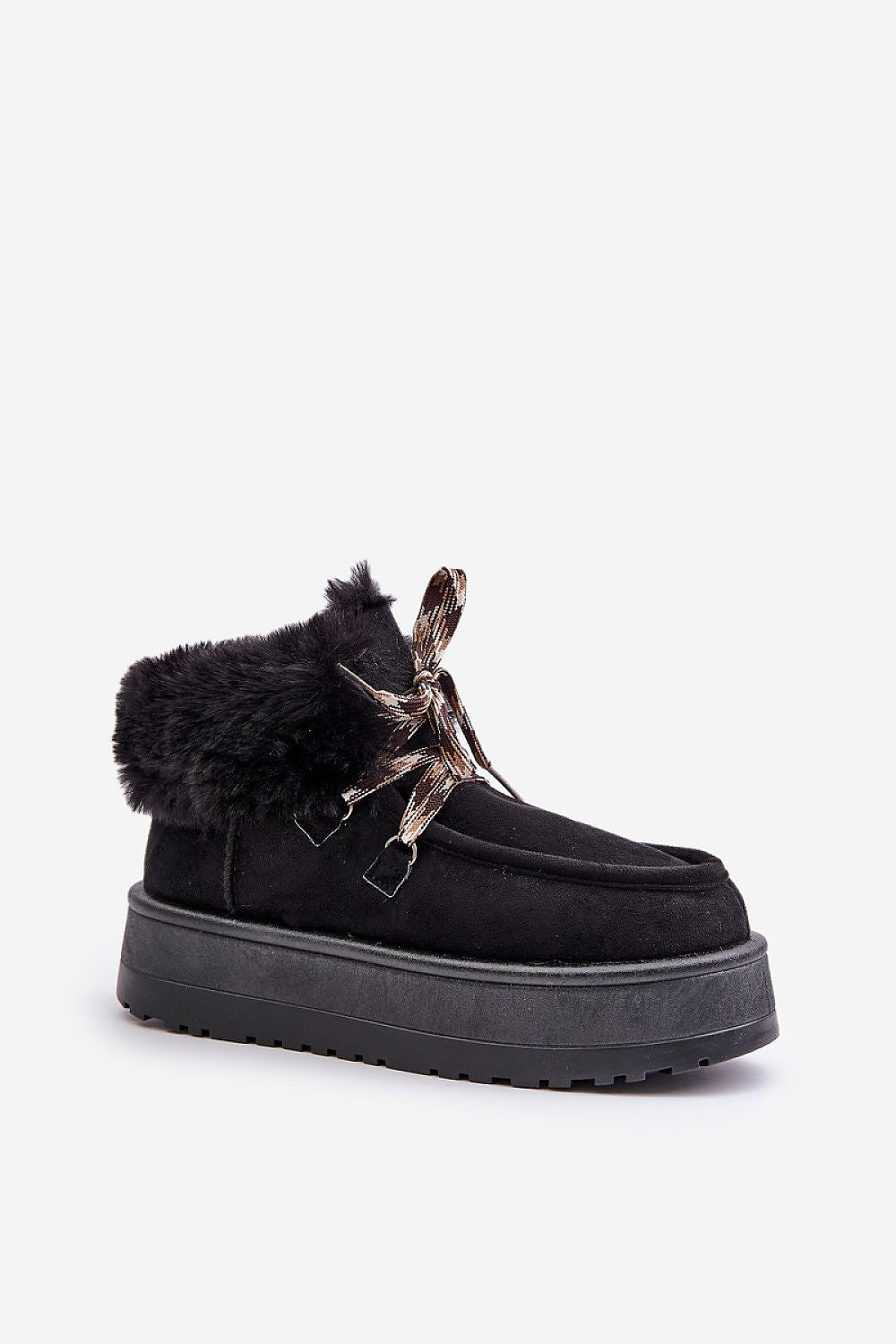 Thermal Snow Boots in Black – Standalone View