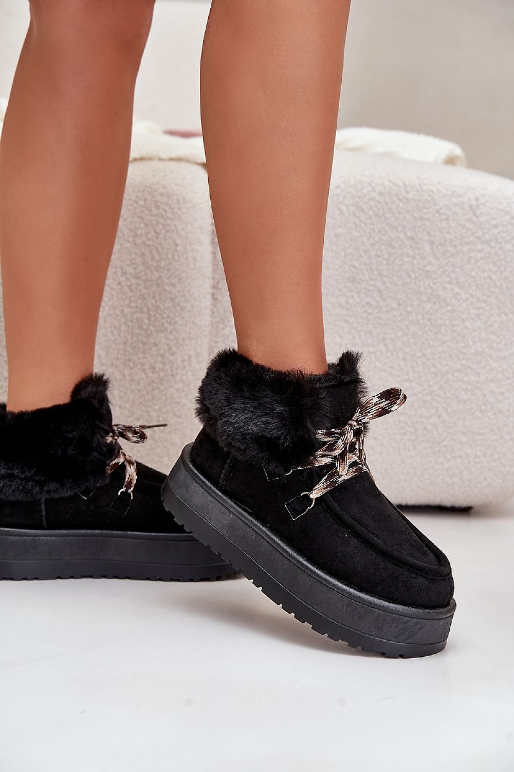 Thermal Snow Boots in Black – Front View 2