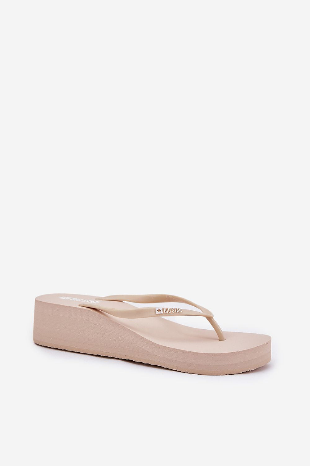 Beige Japanese Flip-Flops – Standalone View