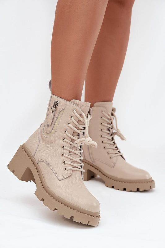 Front view – Vinceza real leather ankle boots with lacing, zipper, and block heel.