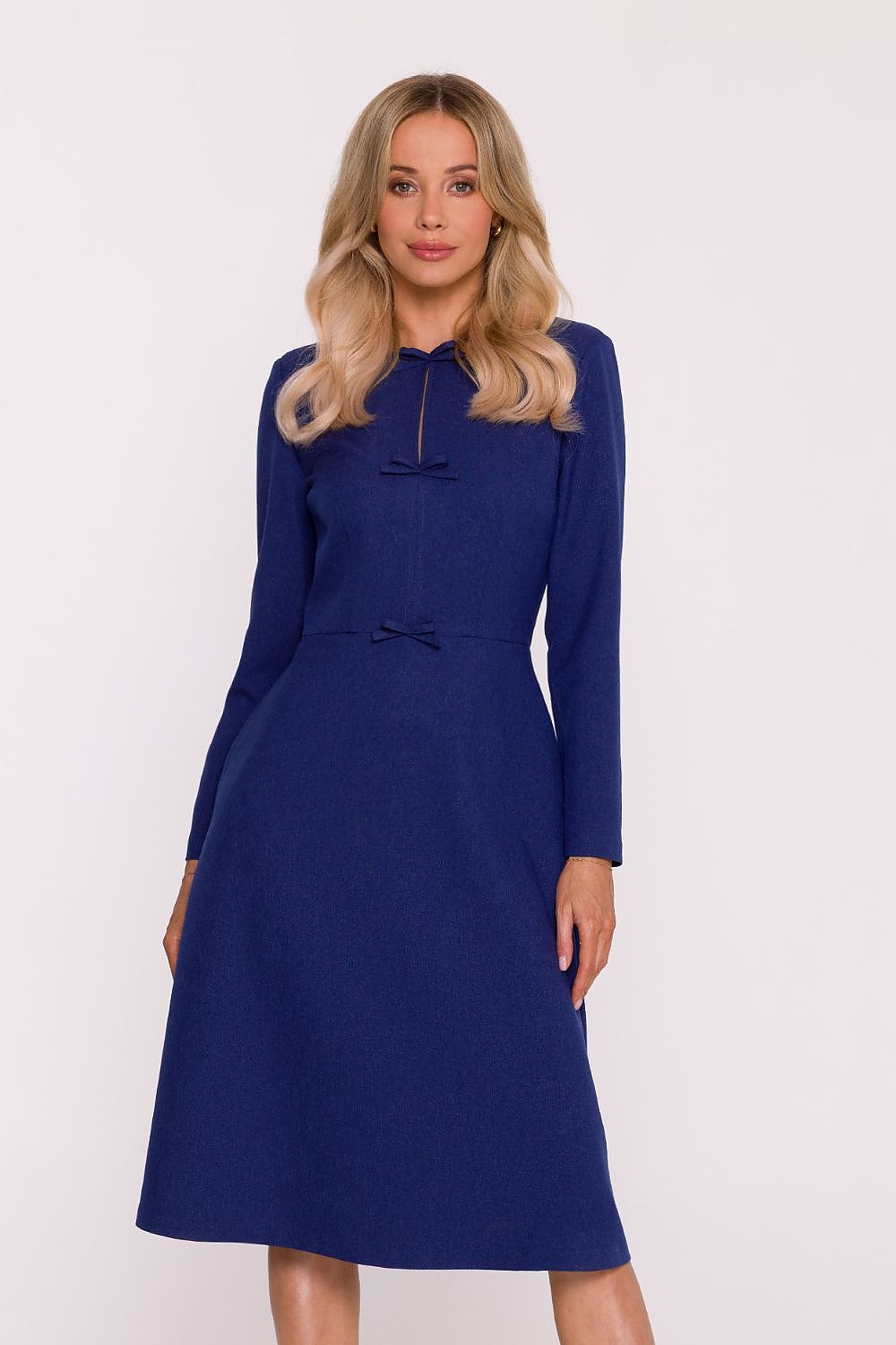  elegant dress bow detail A-line silhouette-3