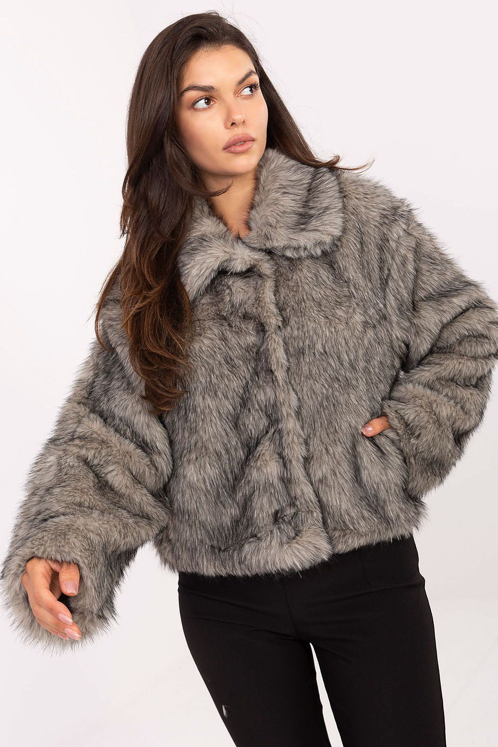  Front view of Aurora Women’s short fur jacket with wide collar and snap-button closure, perfect for autumn and winter.