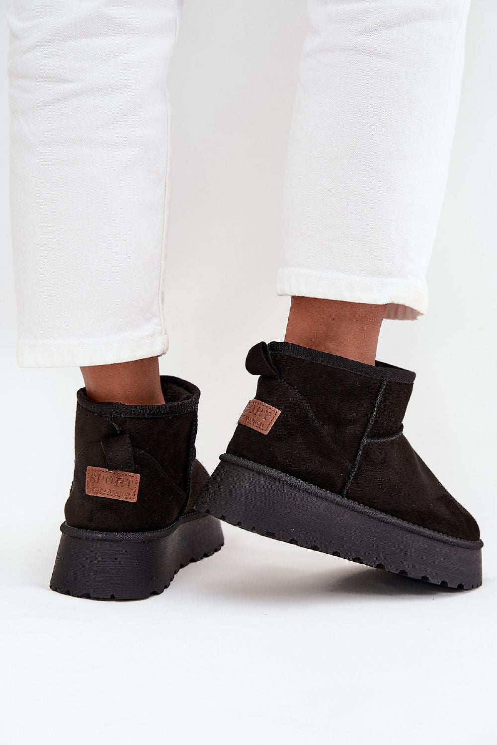 Cozy eco suede women’s snow boots – close-up-back in black