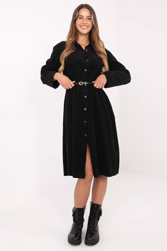 Classic cotton flared shirt dress with belt and button fastening.
