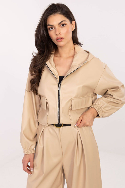 Women’s eco-leather short jacket with zipper and flap pockets in beige