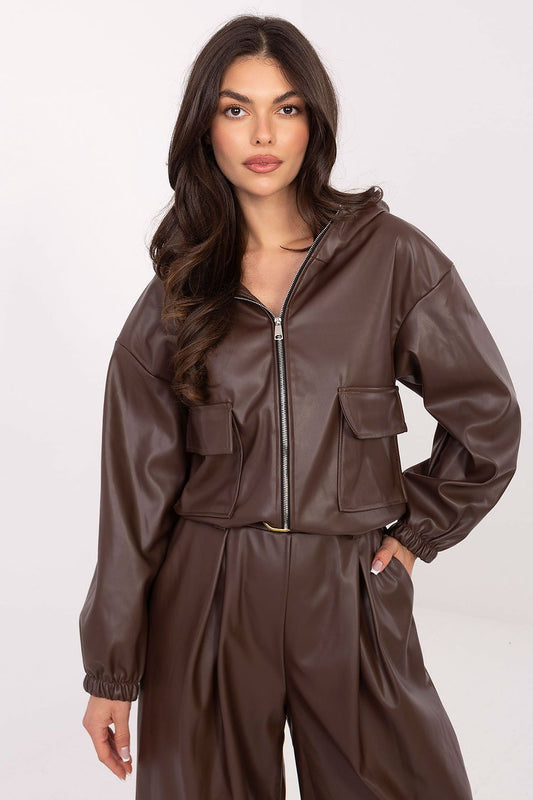 Women’s eco-leather short jacket with zipper and flap pockets in brown