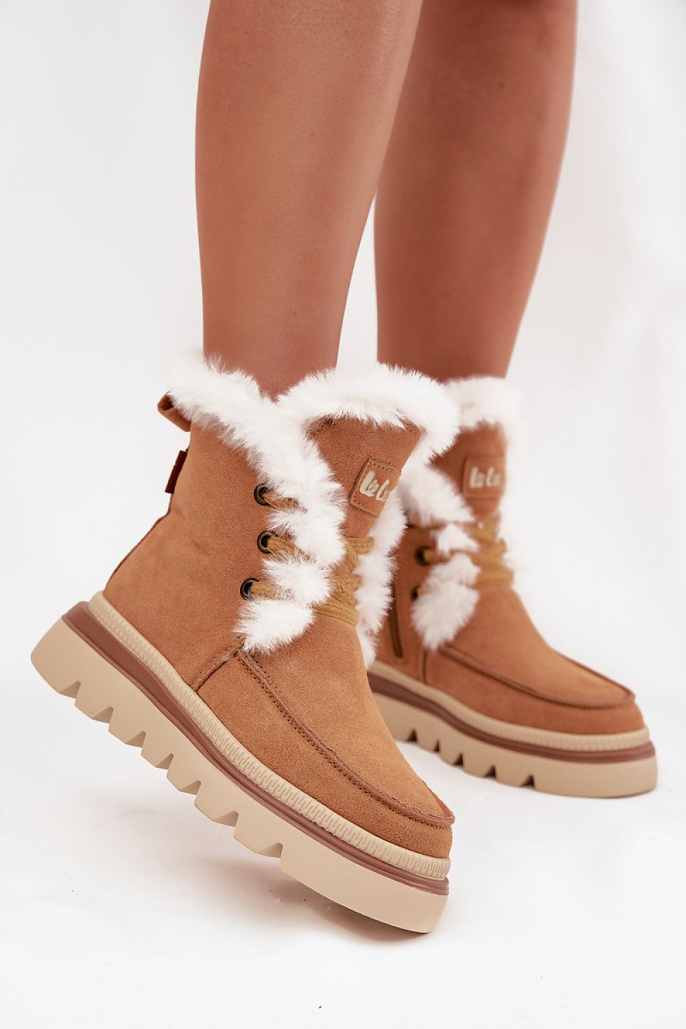  Lee Cooper women’s natural suede snow boots side view