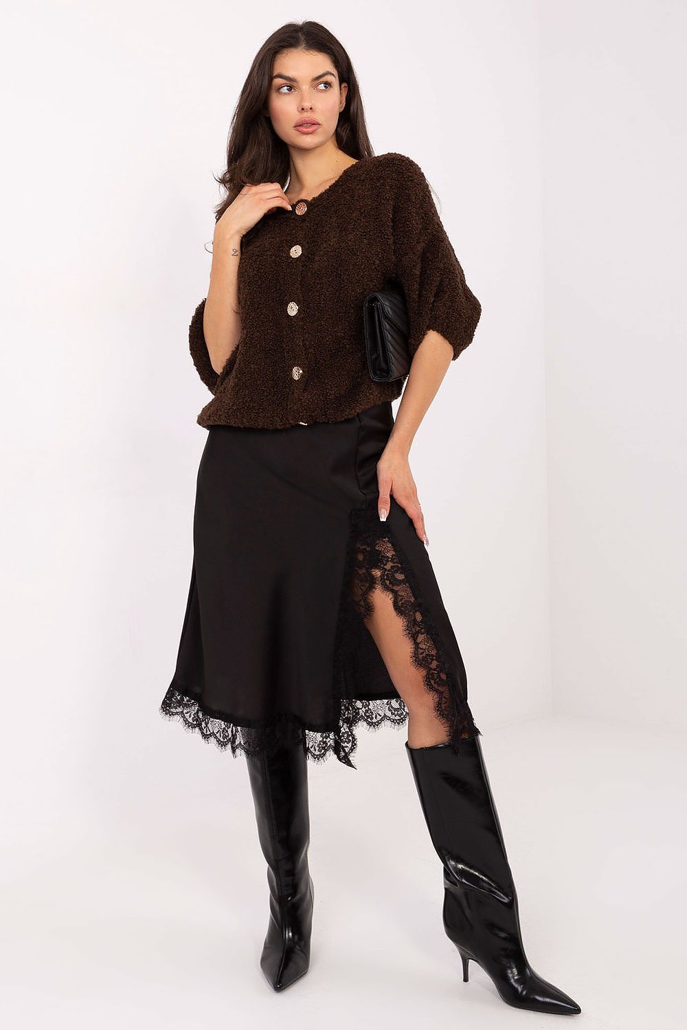 Elegant Shortsleeve Sweater with Button Fastening