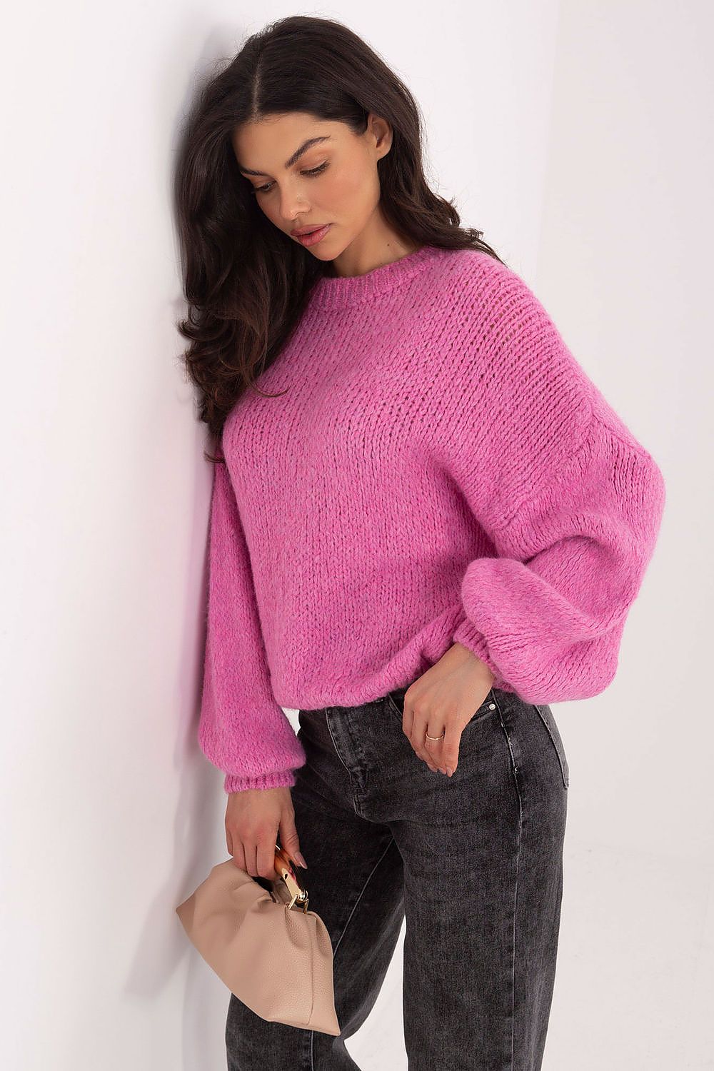  Women’s pink casual knit sweater with puffy sleeves