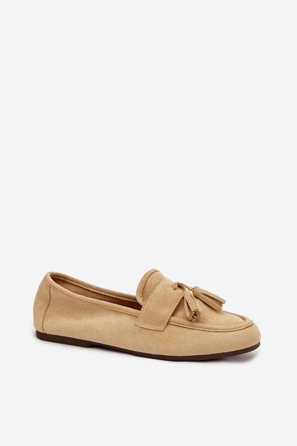 Beige loafer shoe with a bow on a white background