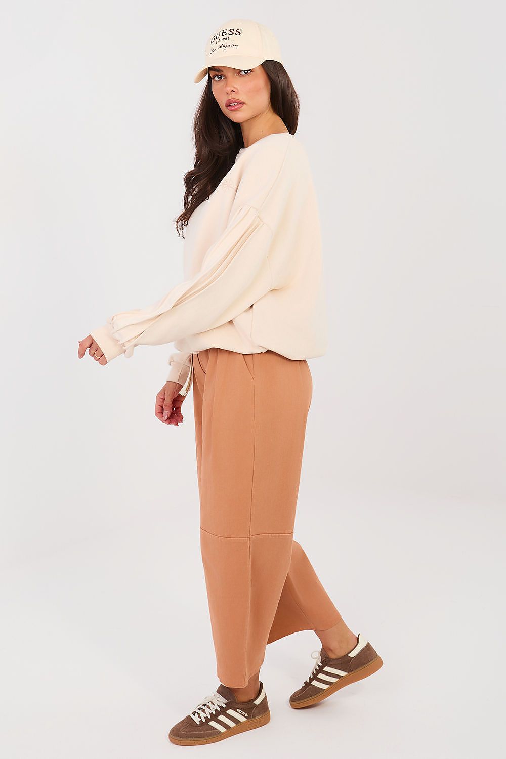  wide leg trousers stylish everyday outfit
