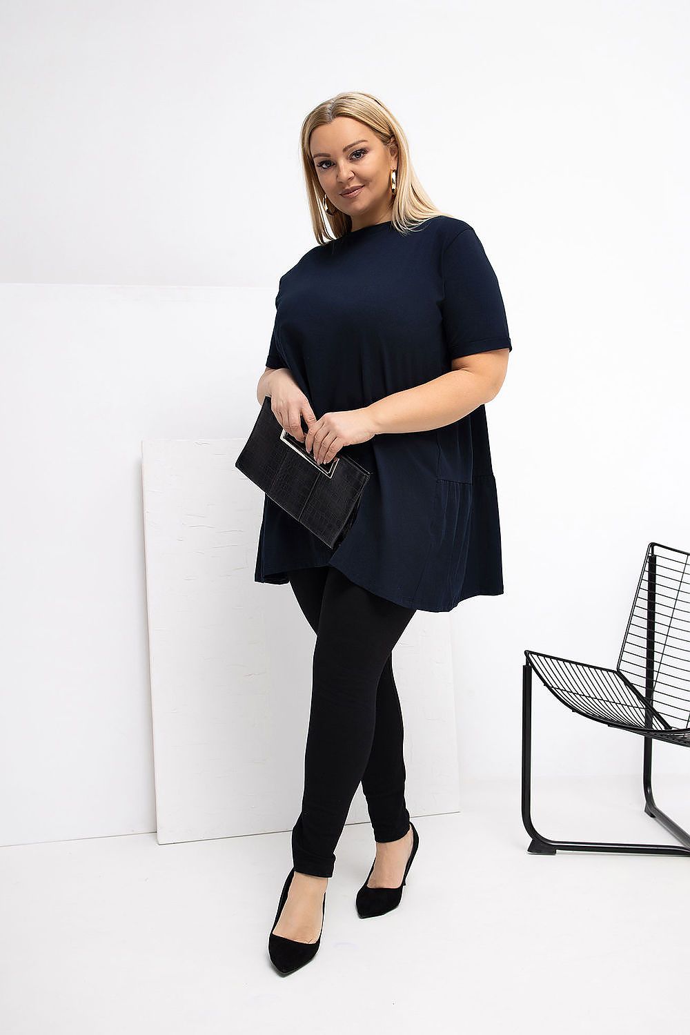  soft stretch everyday women’s t-shirt-black