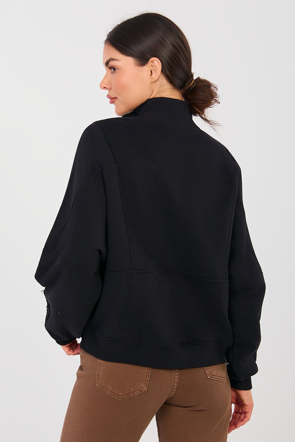  Women's black half-zip sweatshirt with stand-up collar and embroidered details