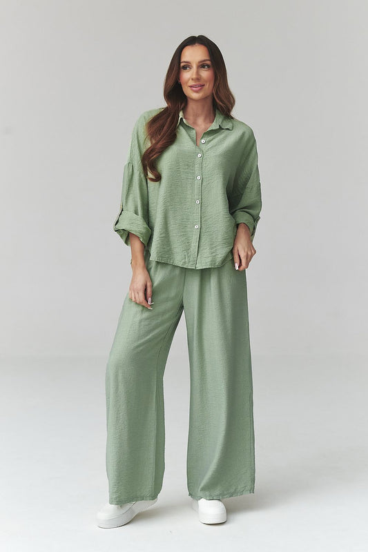  Italian co-ord set with relaxed shirt and flowing wide-leg trousers