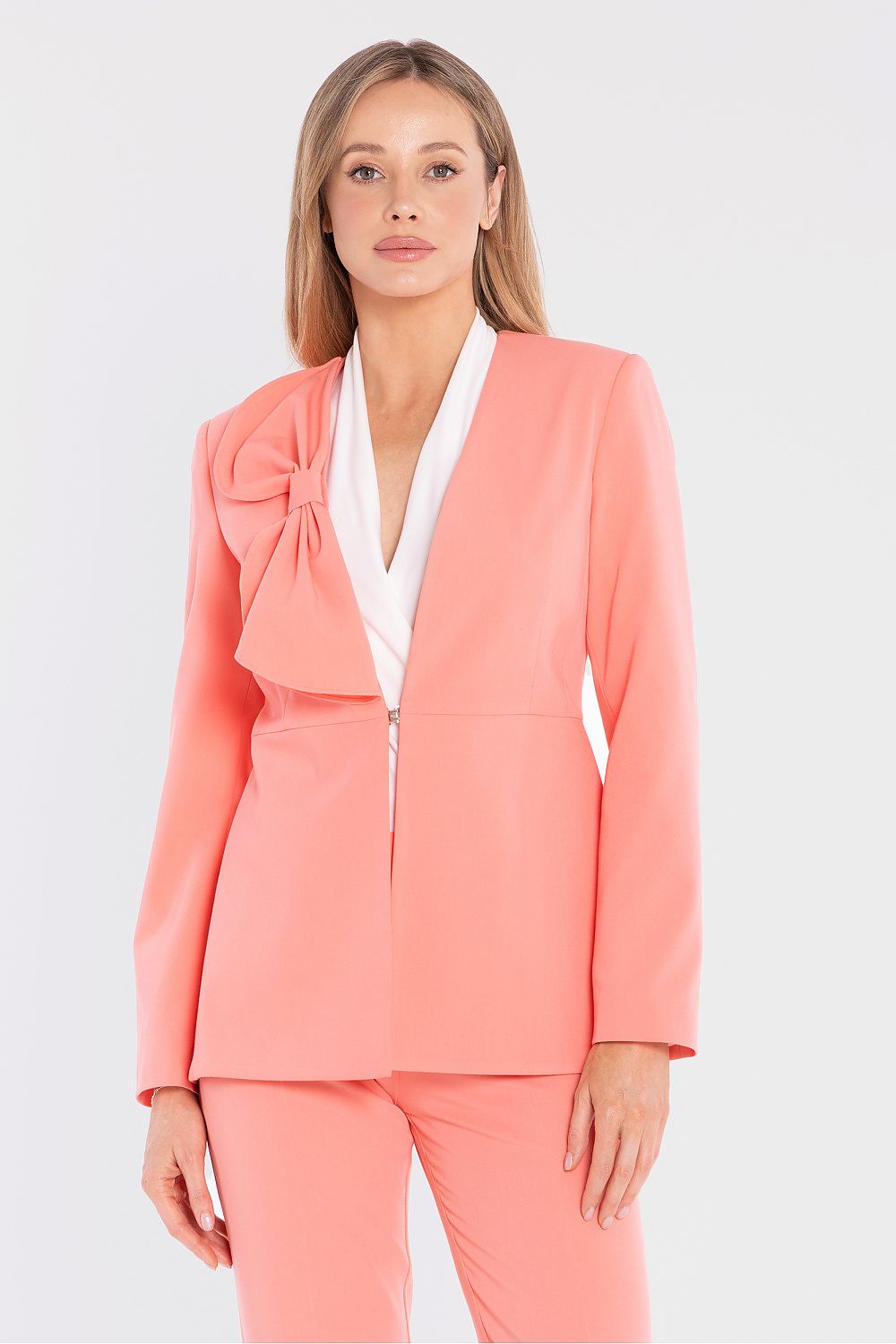 women's blazer tailored silhouette statement style-pink