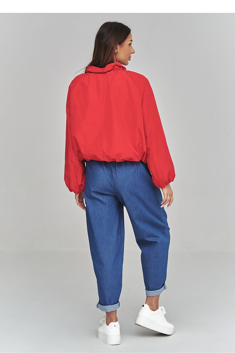  transitional jacket with feminine lace-inspired lining and relaxed silhouette-Red