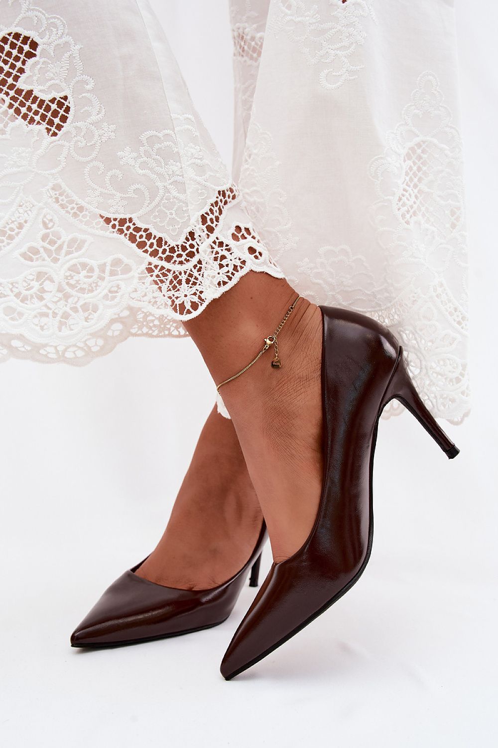  Women's black glossy heels for formal occasions and eveningwear-2