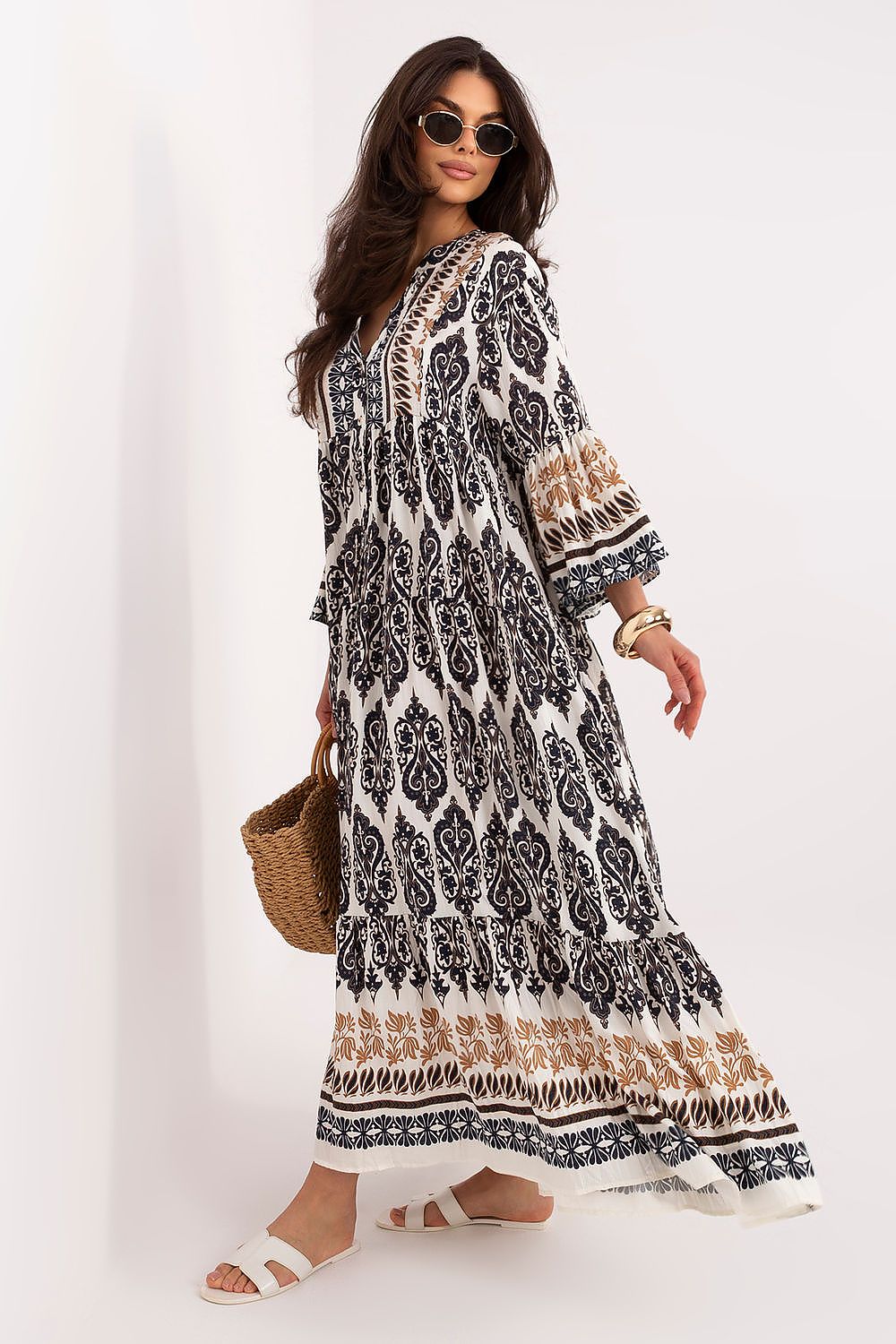  Blue summer bohemian dress with relaxed fit and elegant movement