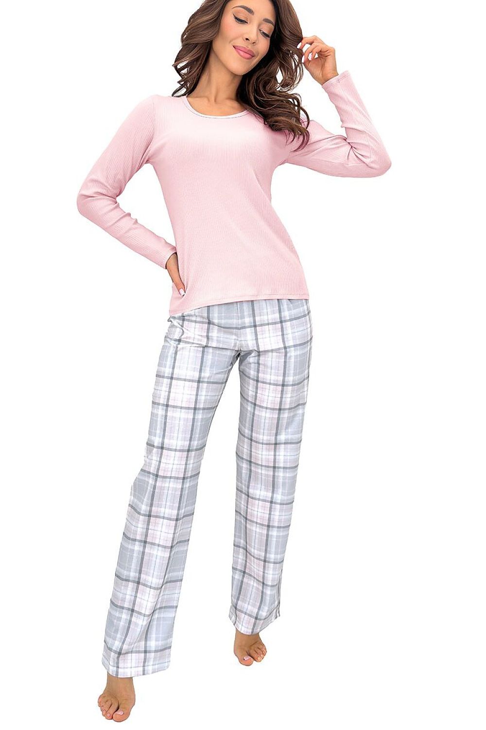 Women's Dani Long pyjama set in pink-grey with a long-sleeved ribbed top and checked trousers.