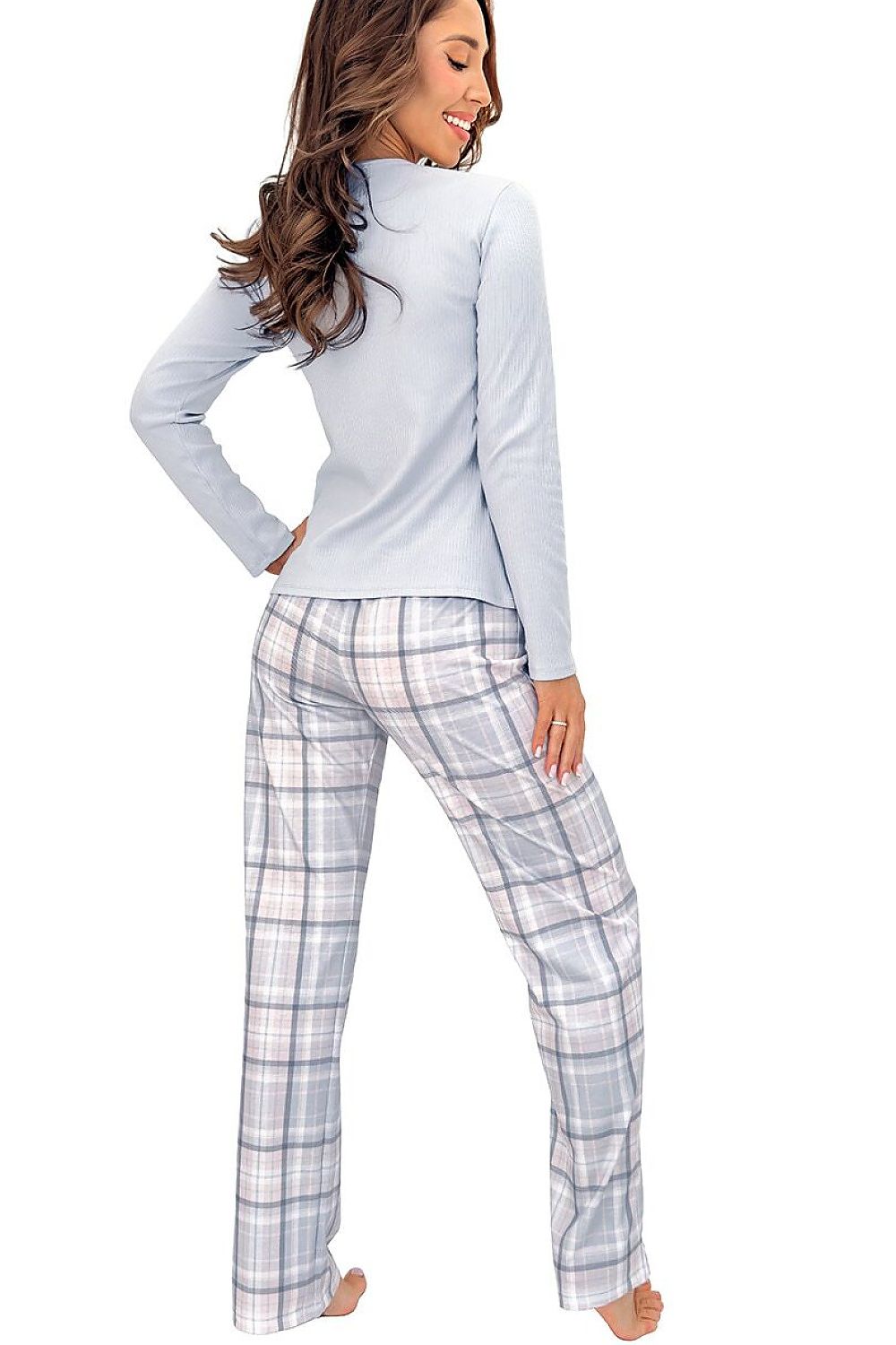 Classic grey long-sleeved pyjamas with straight-leg checked trousers for comfortable nights. rear view