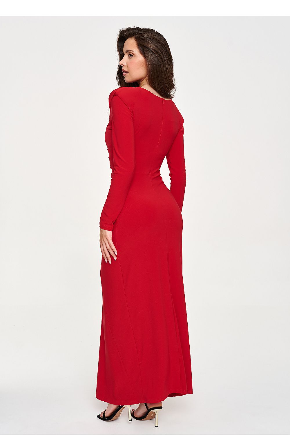  Women’s red sweetheart maxi gown with long sleeves and a sophisticated silhouette for formal occasions and evening celebrations. rear view