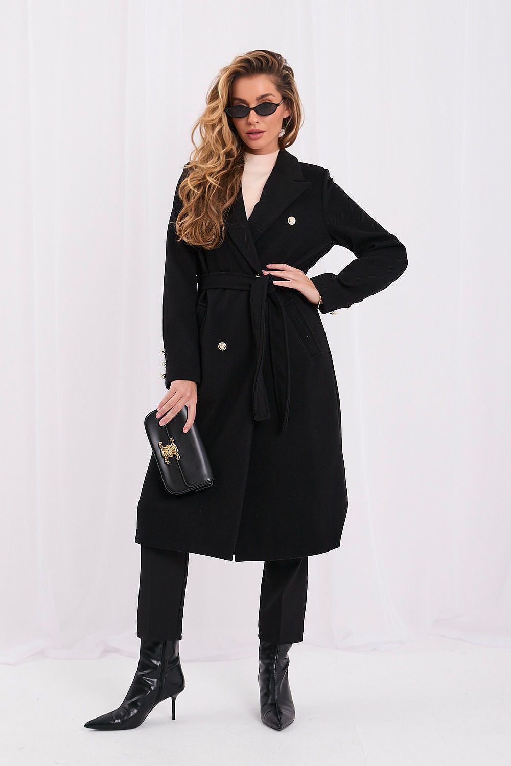  Women's black below-the-knee coat with ribbed texture, notched lapels and waist tie