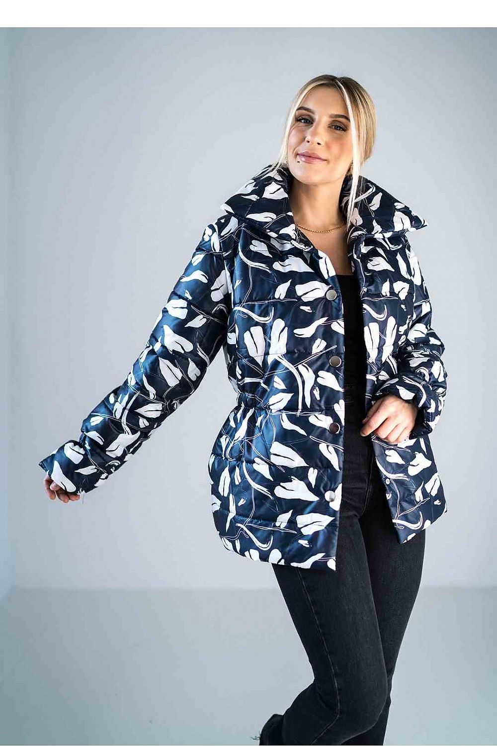  shiny navy quilted hip-length jacket with high collar and insulated lining.-patterned