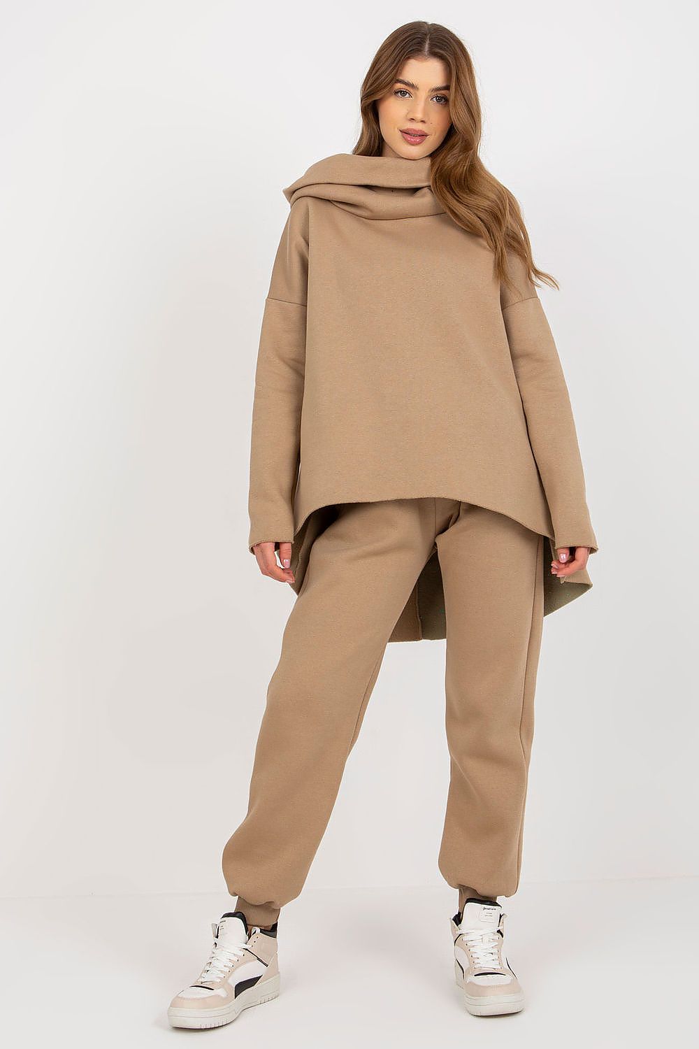 women’s hooded sweatshirt and pants set full view