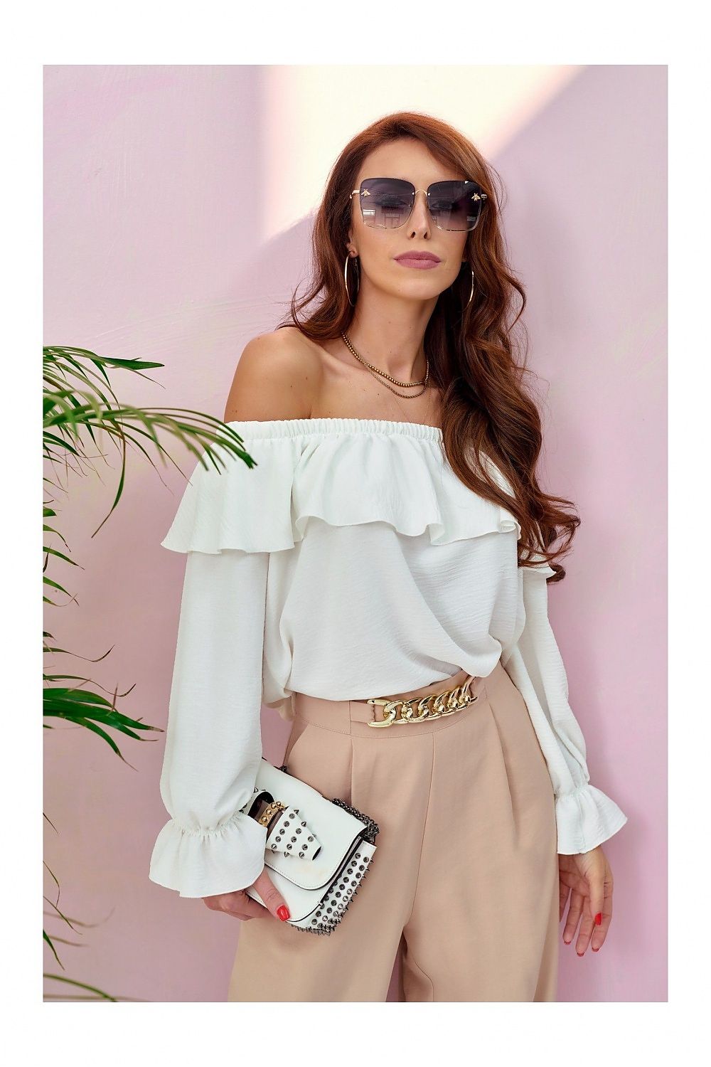  off-shoulder Spanish blouse with ruffles and wide sleeves – front view