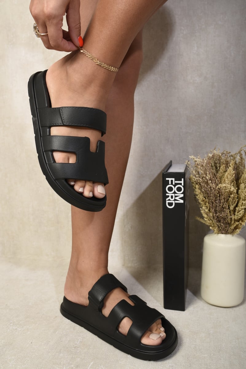 Cut Out Open Toe Strappy Sandals
