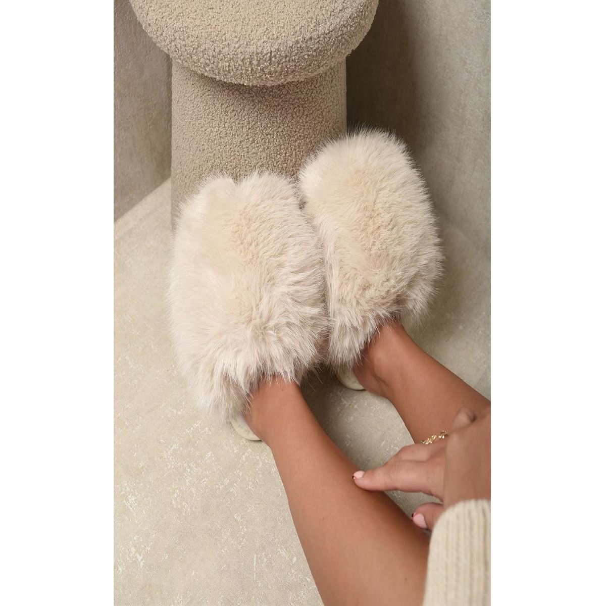 Fluffy Faux Fur Winter Slippers