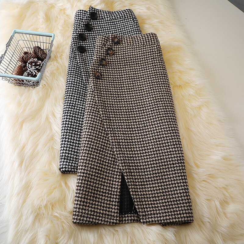 Houndstooth Skirt With Buttons & Split
