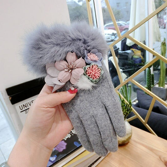 Cashmere Gloves With Multi 3D Flowers