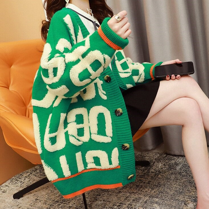 Loose-Fitting Cardigan With 3D Letters
