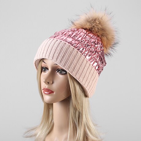 Warm Windproof Beanie Hat With Pom-Pom