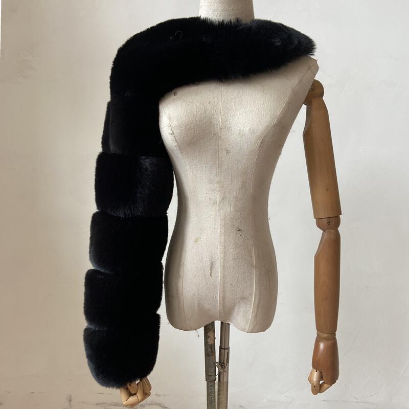 Winter Faux-Fur Collar & Sleeve
