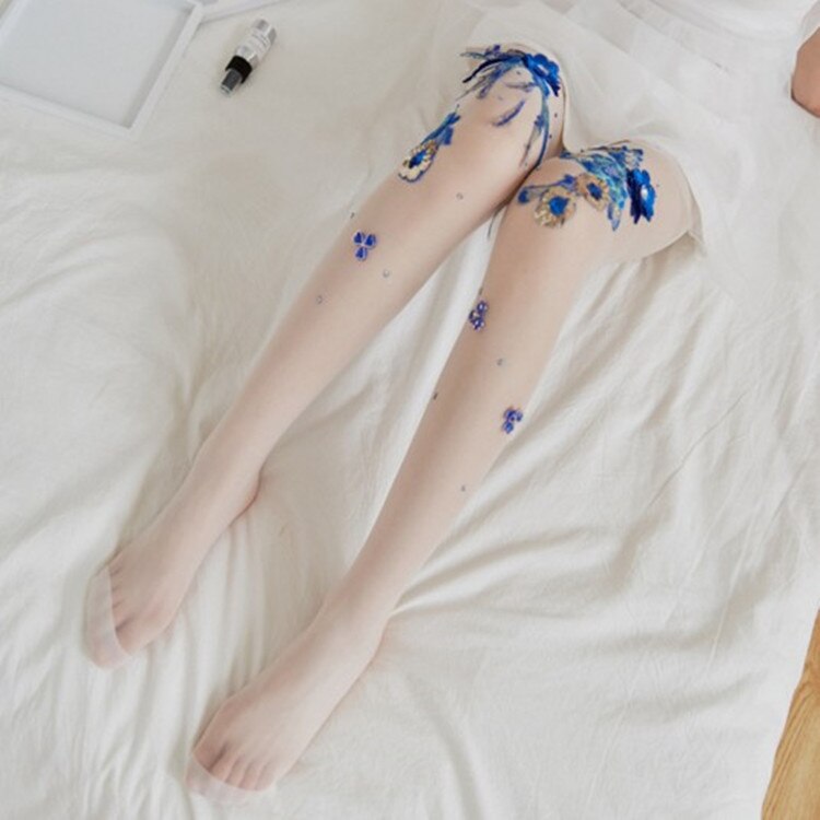 Handmade Embroidered Flower Tights